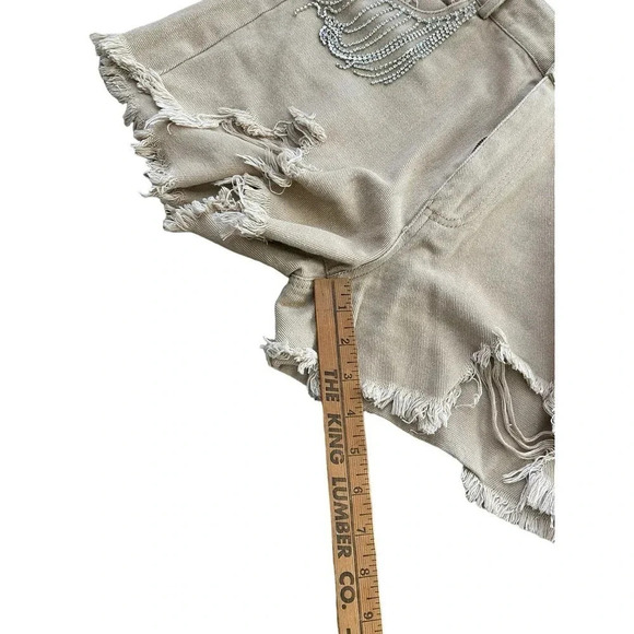 NWT Blue B Collection Women's Taupe Beige Fringe Denim Shorts Size M - Picture 3 of 5